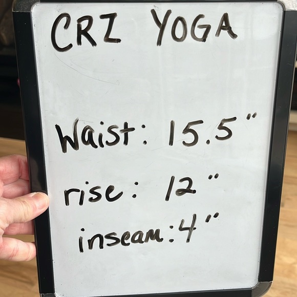 Crz Yoga Black Athletic Shorts Womens Medium - Picture 8 of 8